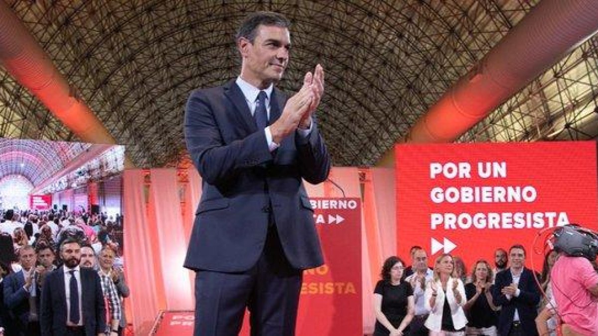 Sánchez ofereix a Podemos càrrecs fora de l'Executiu i garanties sobre el pacte