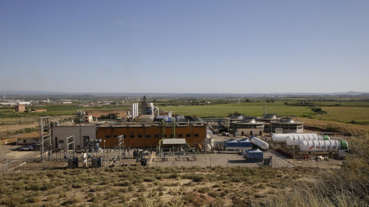 La planta de secado de purines de Alcarràs  ha empezado a funcionar tras renovar las instalaciones. 