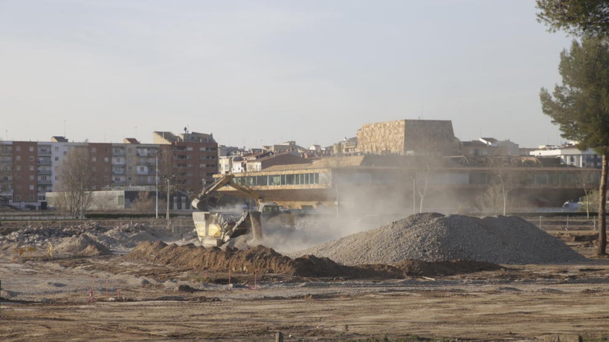 Las obras en la antigua hípica para acoger las Firetes.