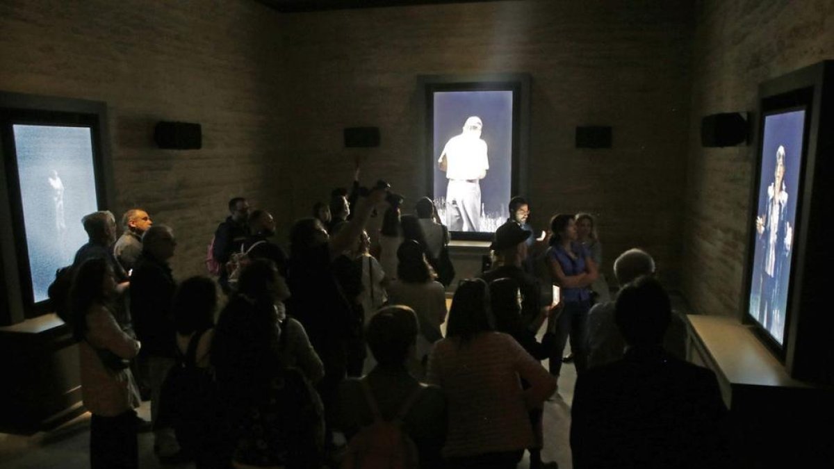 L'obra 'Ocean Without a Shore' de Bill Viola a Menàrguens.