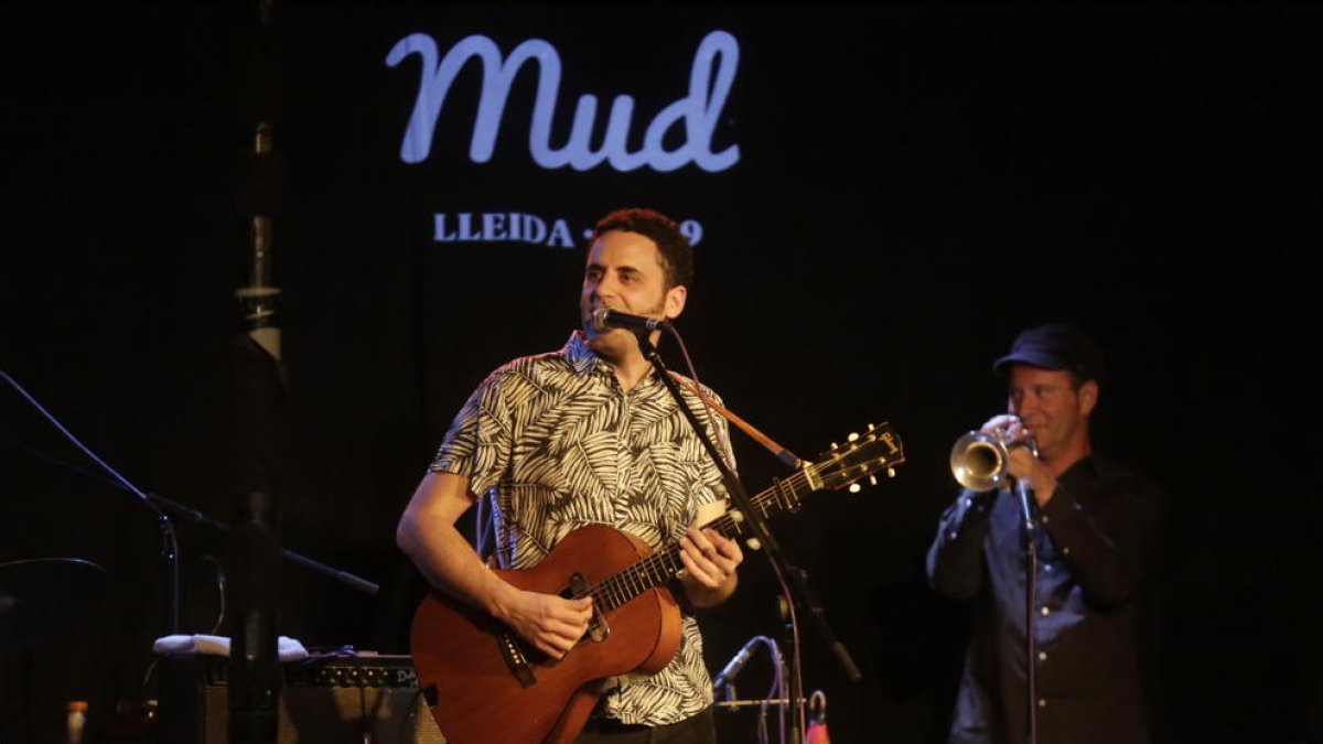 Depedro, ayer durante el concierto inaugural del MUD en el Cafè del Teatre de Lleida.