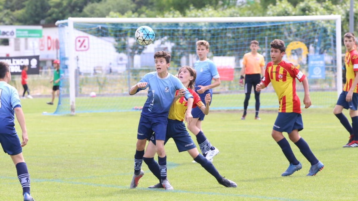 El Vilafranca se impuso al FIF Lleida en la final infantil en Rialp.