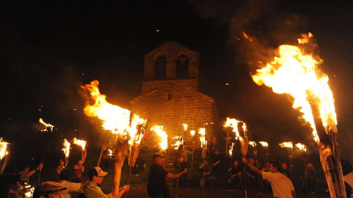 Imagen de archivo de las Fallas en Durro. 