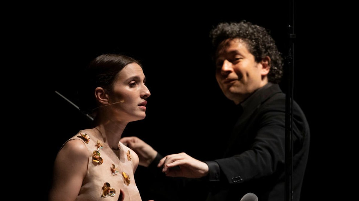 María Valderde observada por Gustavo Dudamel en Peralada.