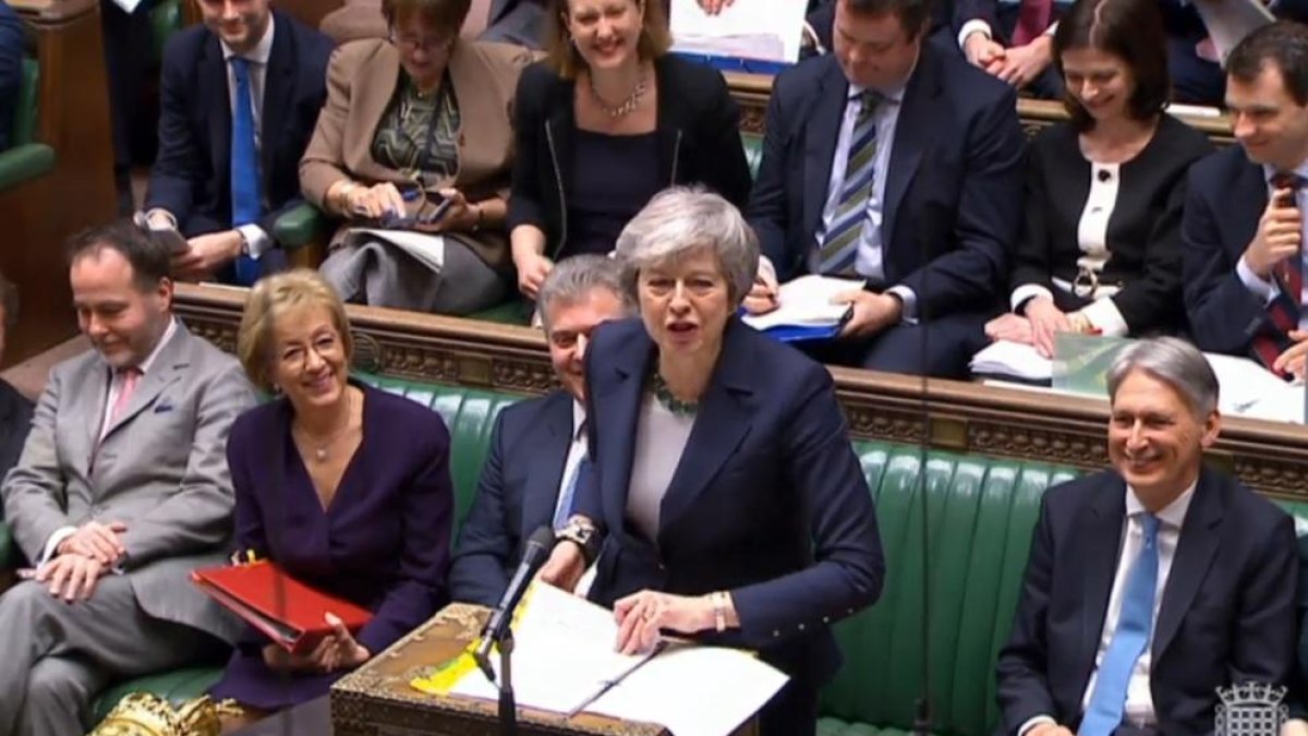 La primera ministra britànica, Theresa May, ahir, durant una de les intervencions a Westminster.