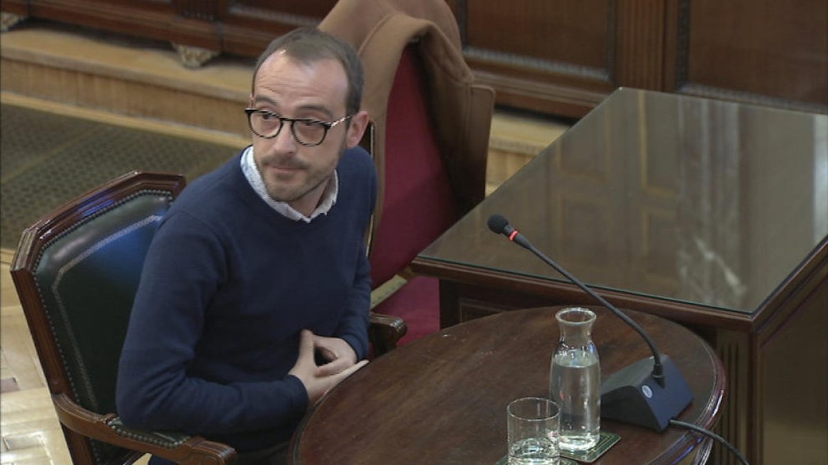 Jaume Mestre, responsable de Difusión Institucional de la Generalitat, ayer, en el Supremo.