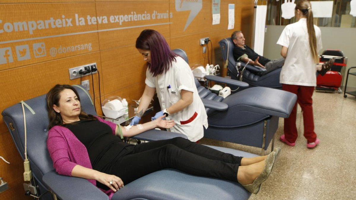 El hospital Arnau de Vilanova registró ayer 37 donaciones de sangre y dos de plasma. 