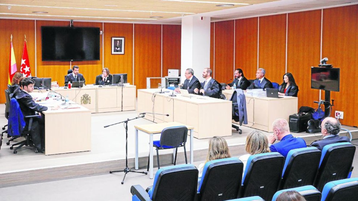 Los acusados durante la sesión del juicio de ayer.