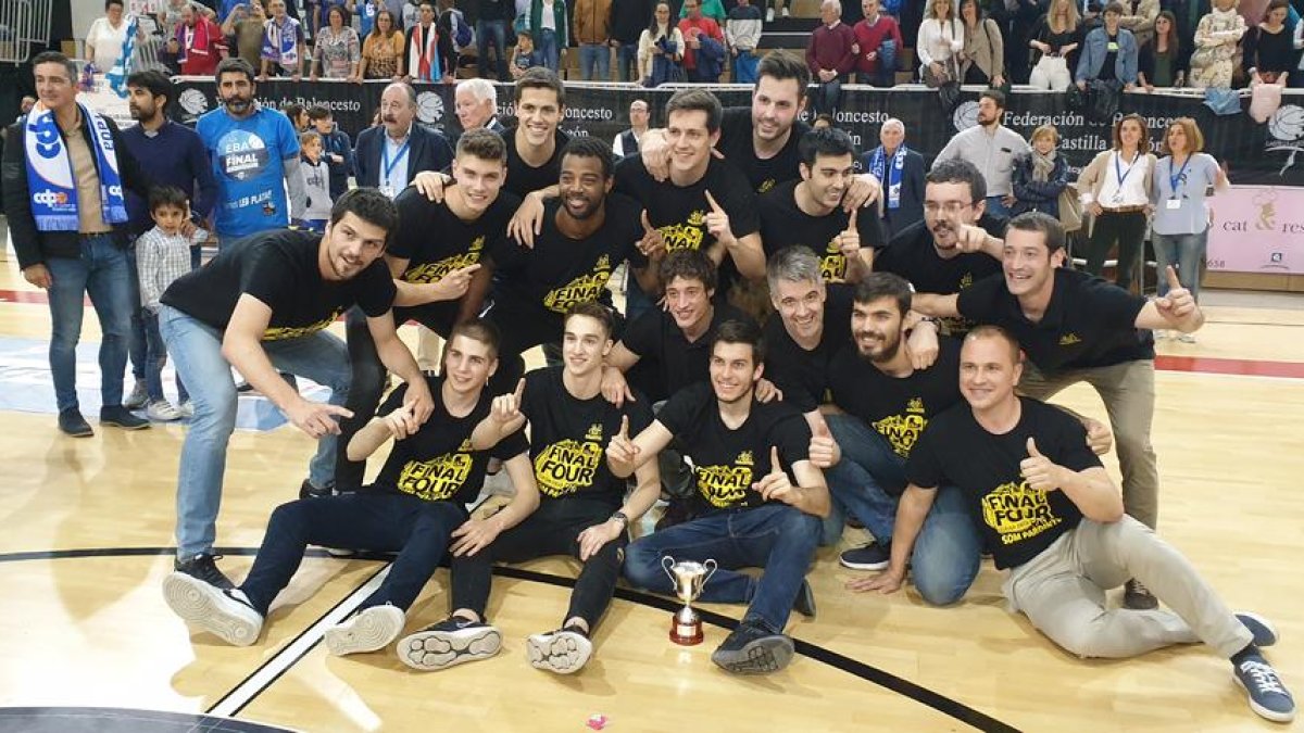 El equipo logró el pasado mes de mayo el ascenso en la fase disputada en Ponferrada.