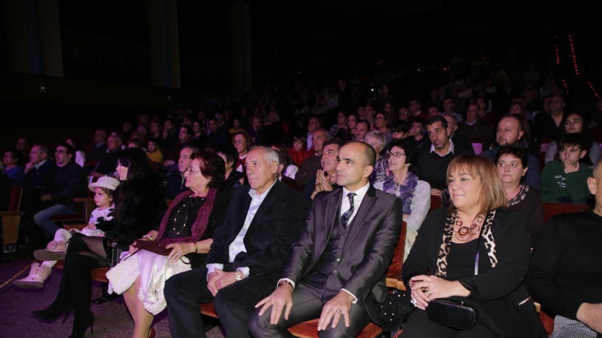 Robert asistió al acto acompañado de sus familiares.