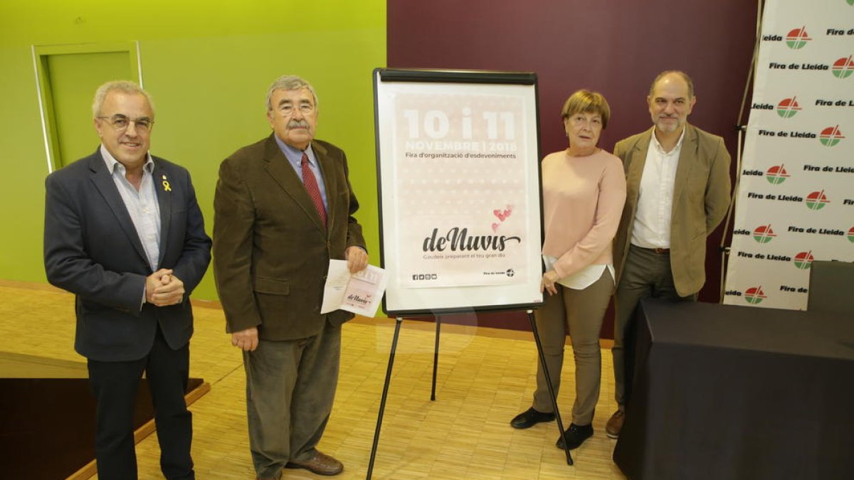 L'acte de presentació del saló De Nuvis.