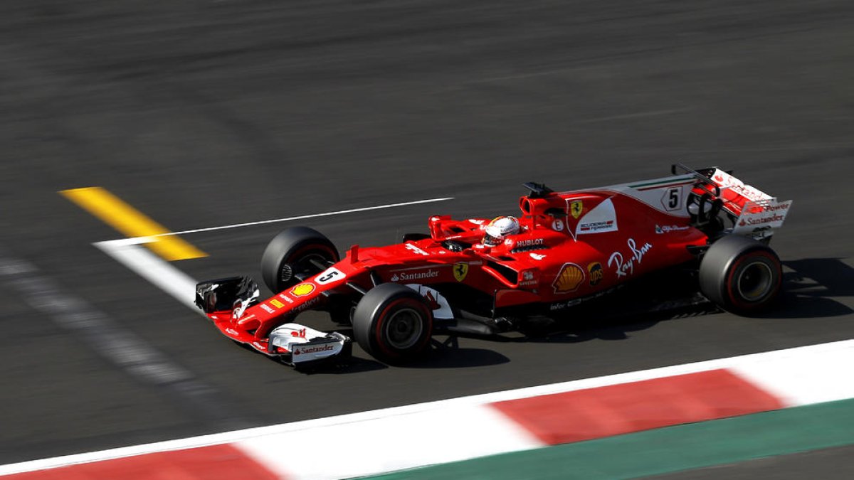 Vettel, a impedir des de la ‘pole’ el títol de Hamilton a Mèxic