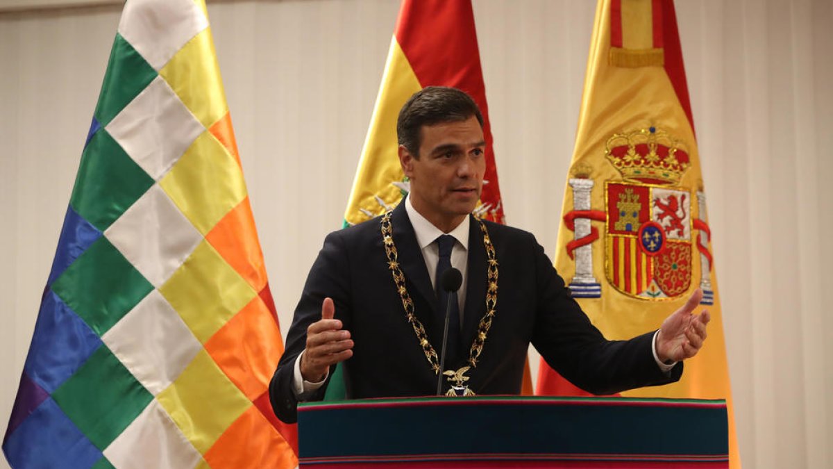 El president del Govern, Pedro Sánchez, amb Evo Morales.