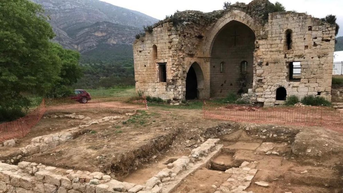 Les restes arqueològiques que han quedat al descobert en els últims treballs dels tècnics.