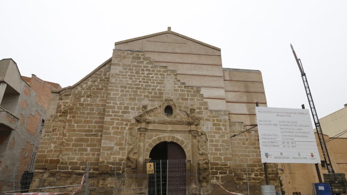 La iglesia de Rosselló “revive” dos años después del derrumbe