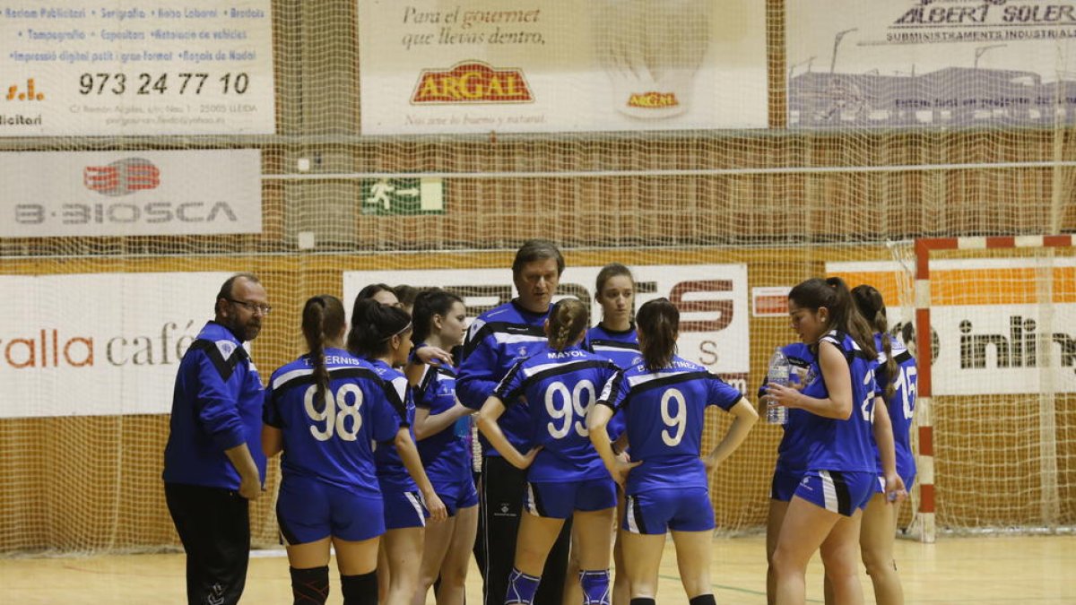 Las jugadoras de la Associació, en un partido reciente.