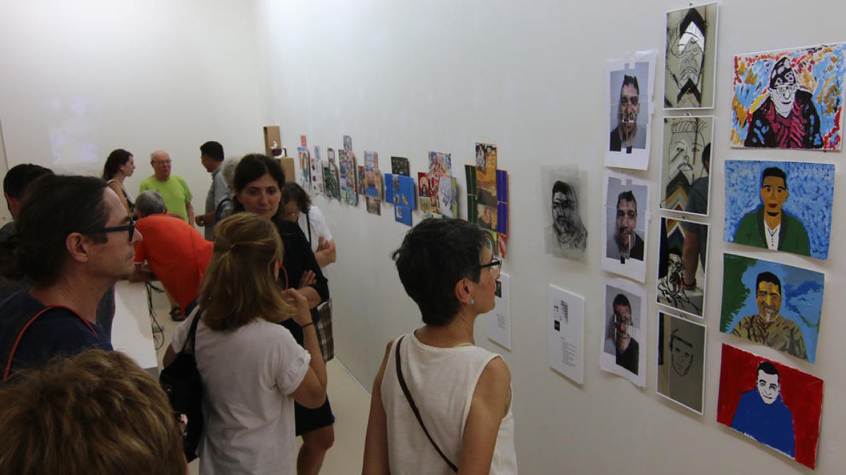 La mostra ‘Art, emoció, inclusió’ es va inaugurar ahir a la galeria comercial Indecor.