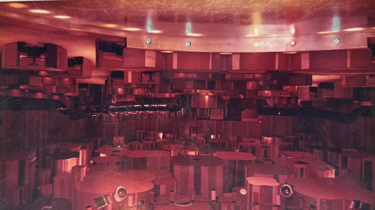 La disco per dins. L'interior de la sala el 1973