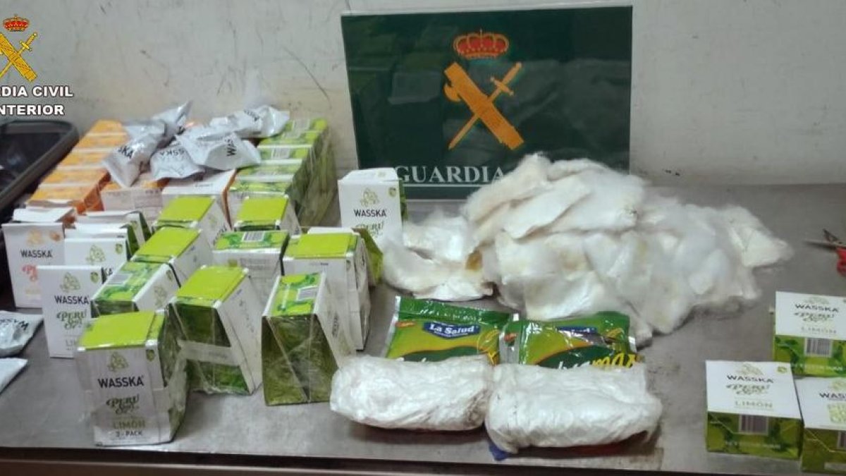 La Guàrdia Civil va confiscar 24 quilos de cocaïna.
