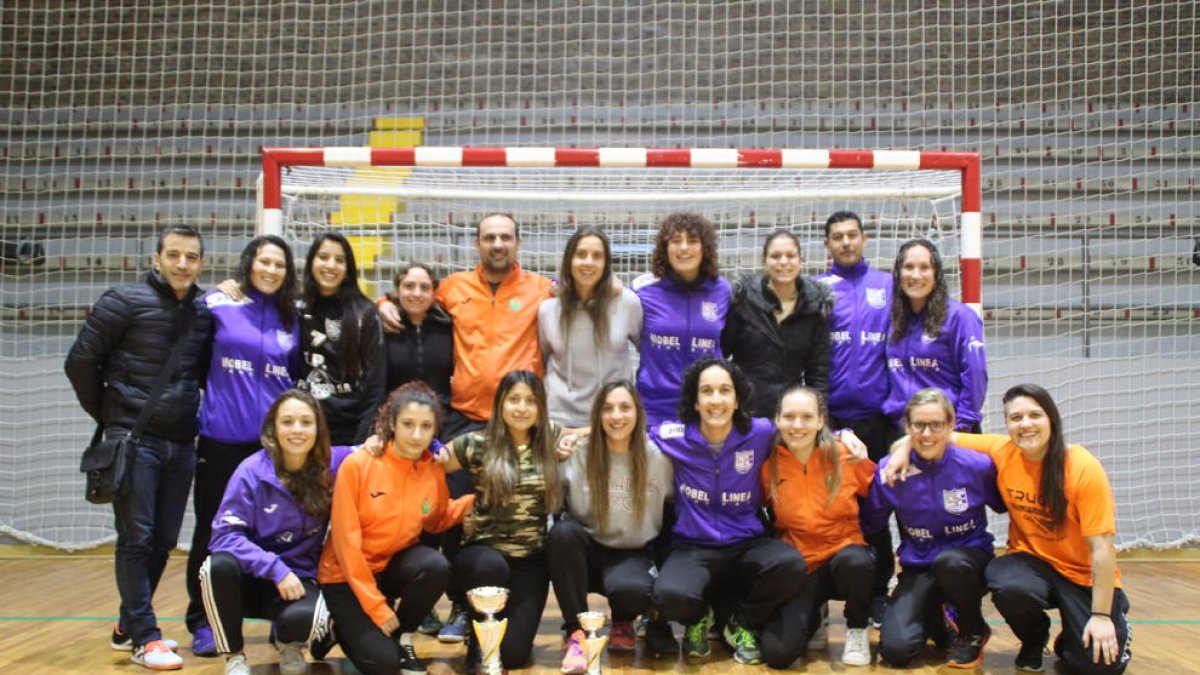 El equipo del CF Cervera-Segarra conquistó el título en la categoría sénior.