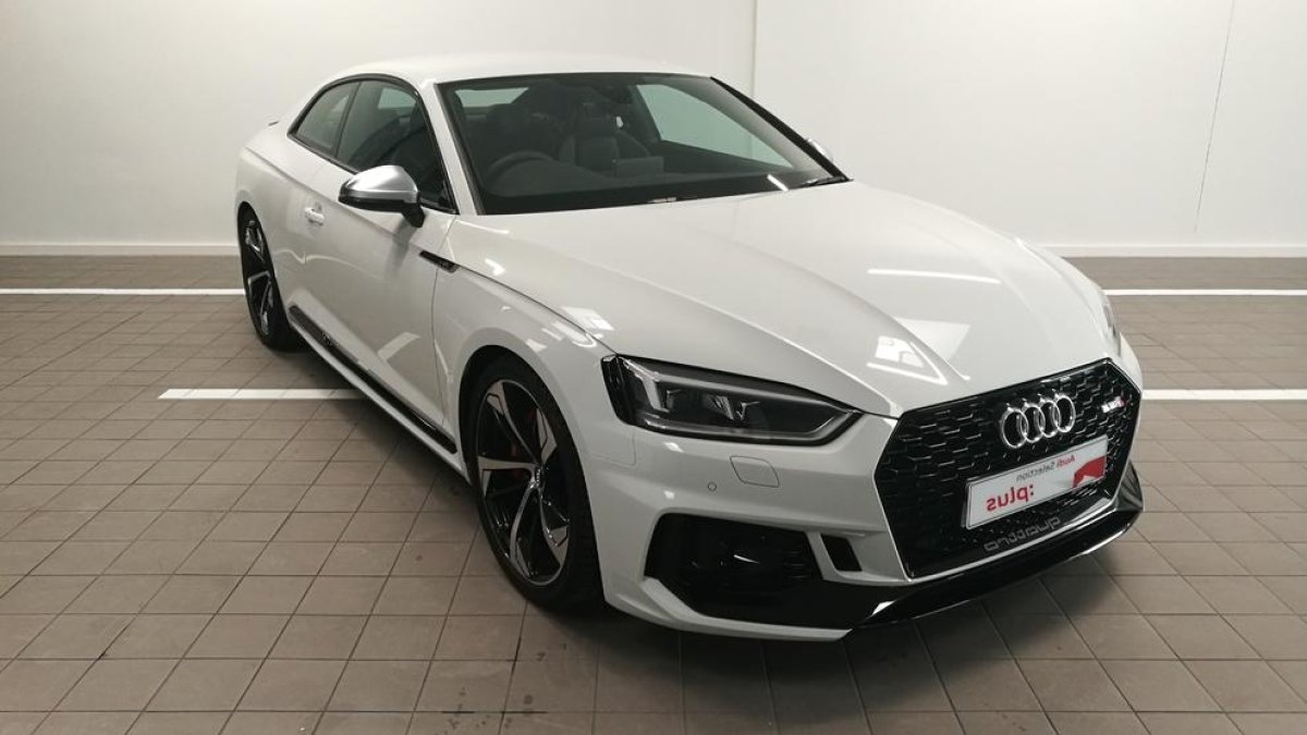 Audi RS5 Coupe