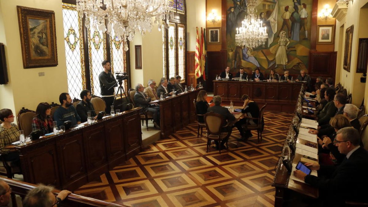 El ple de la Diputació del 31 de gener, on es va aprovar la creació de la comissió del ‘cas Boreas’.