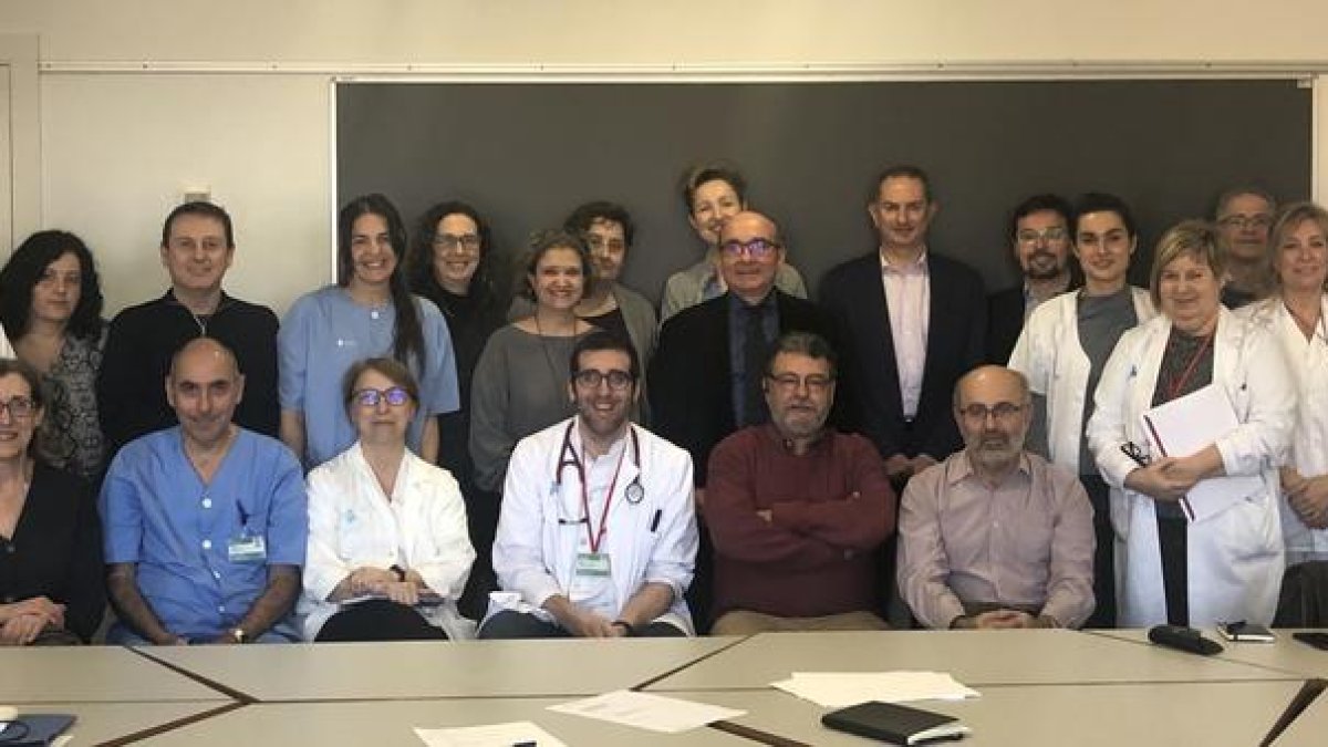 Foto de família del Comitè d’Ètica Assistencial de l’ICS Lleida, Alt Pirineu i Aran i Gestió de Serveis Sanitaris.