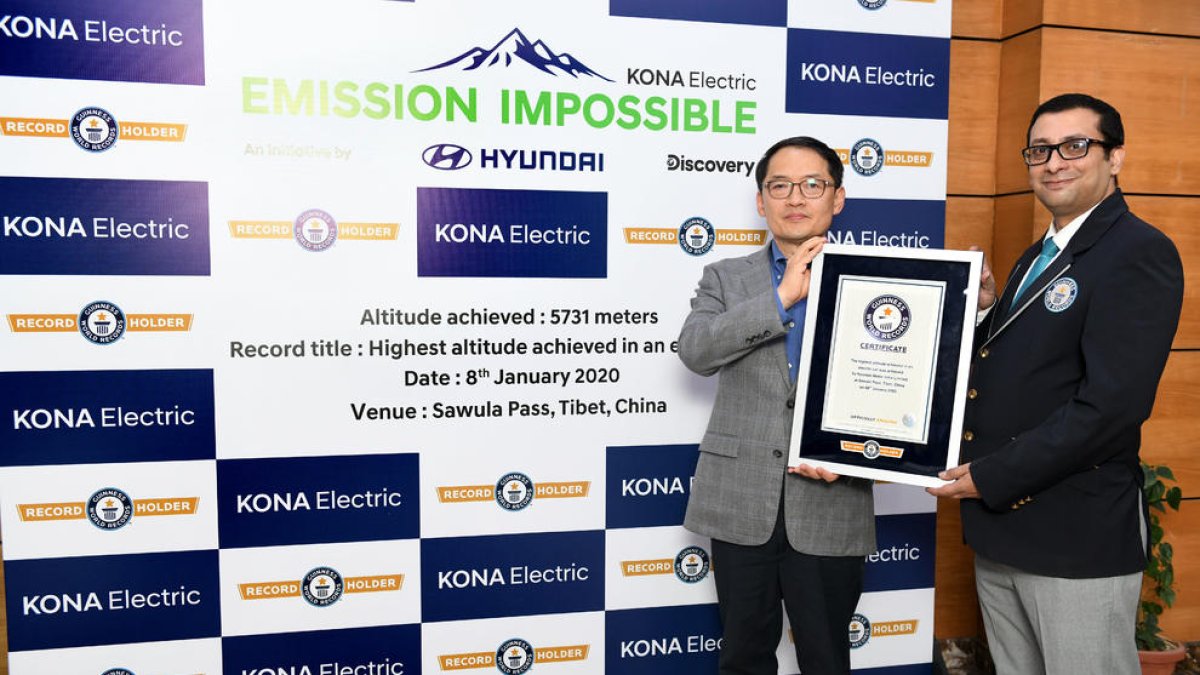 El Kona Elèctric ha estat el primer SUV elèctric que va arribar als 5.731 metres d'altura.