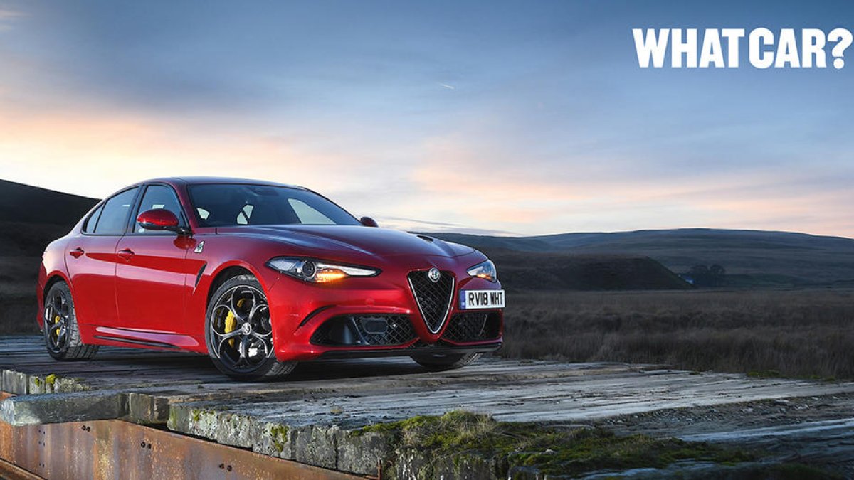 .El Giulia Quadrifoglio s'ha emportat a casa el premi com a Performance Car of the Year, i l'Stelvio Quadrifoglio aconsegueix el primer com a Best Sports SUV for more than £60,000.