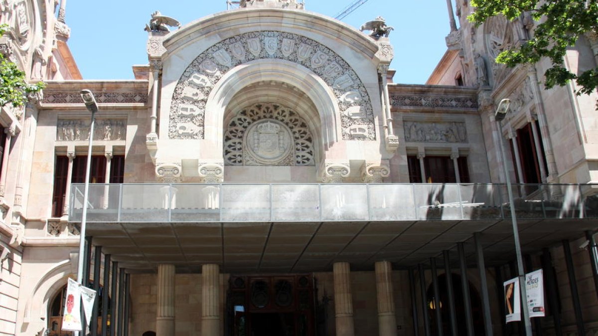 Vista de la fachada del Tribunal Superior de Justicia de Catalunya. 