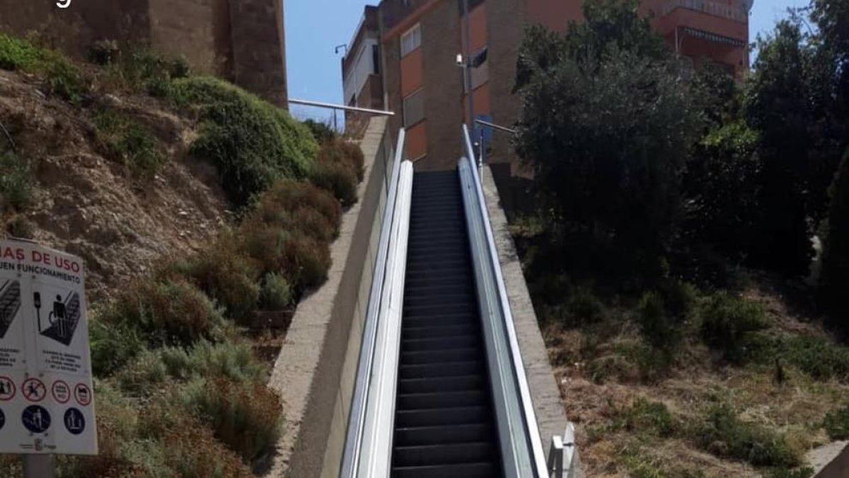 Las escaleras mecánicas del centro histórico de Fraga. 