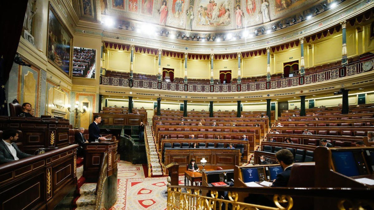 El govern espanyol aprovarà dimarts un nou decret de mesures sanitàries que s'aplicaran quan s'aixequi l'estat d'alarma