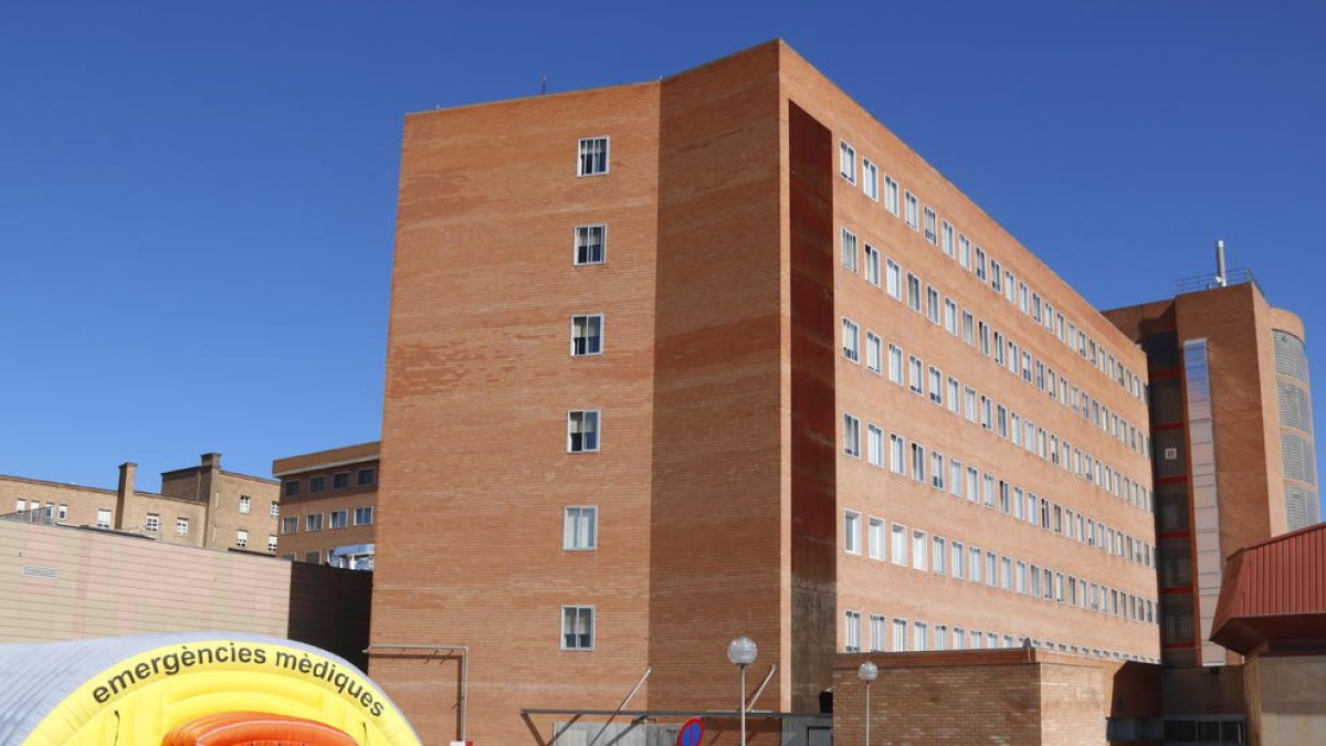 Els hospitals de Lleida tenen 38 ingressats per covid-19, quatre d'ells a l'UCI