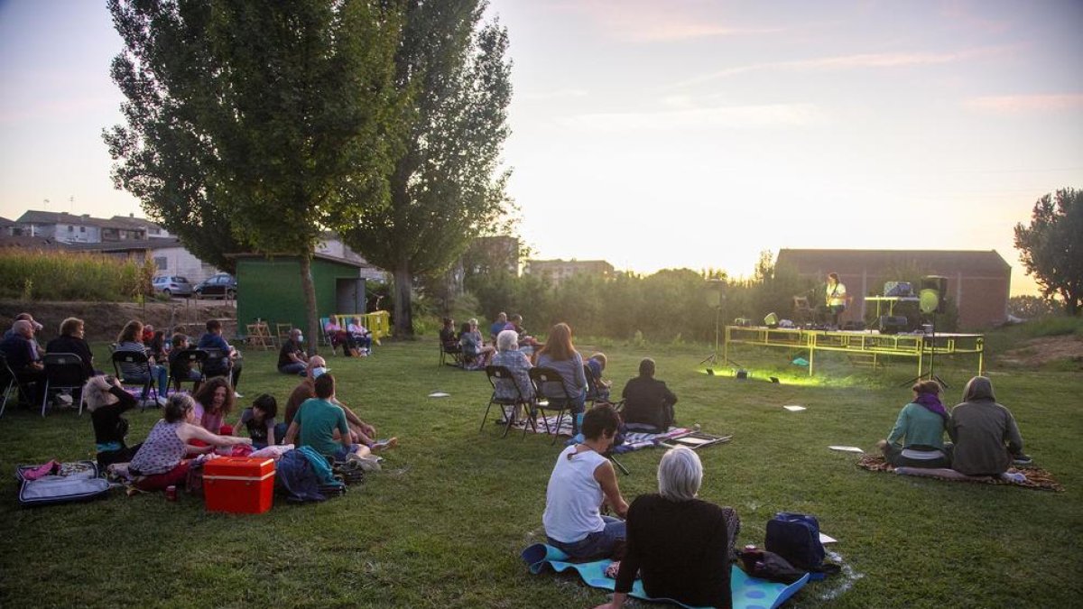 Un concierto de Joan Colomo y Selektah Elektra clausuró el jueves el festival de verano de Tornabous.