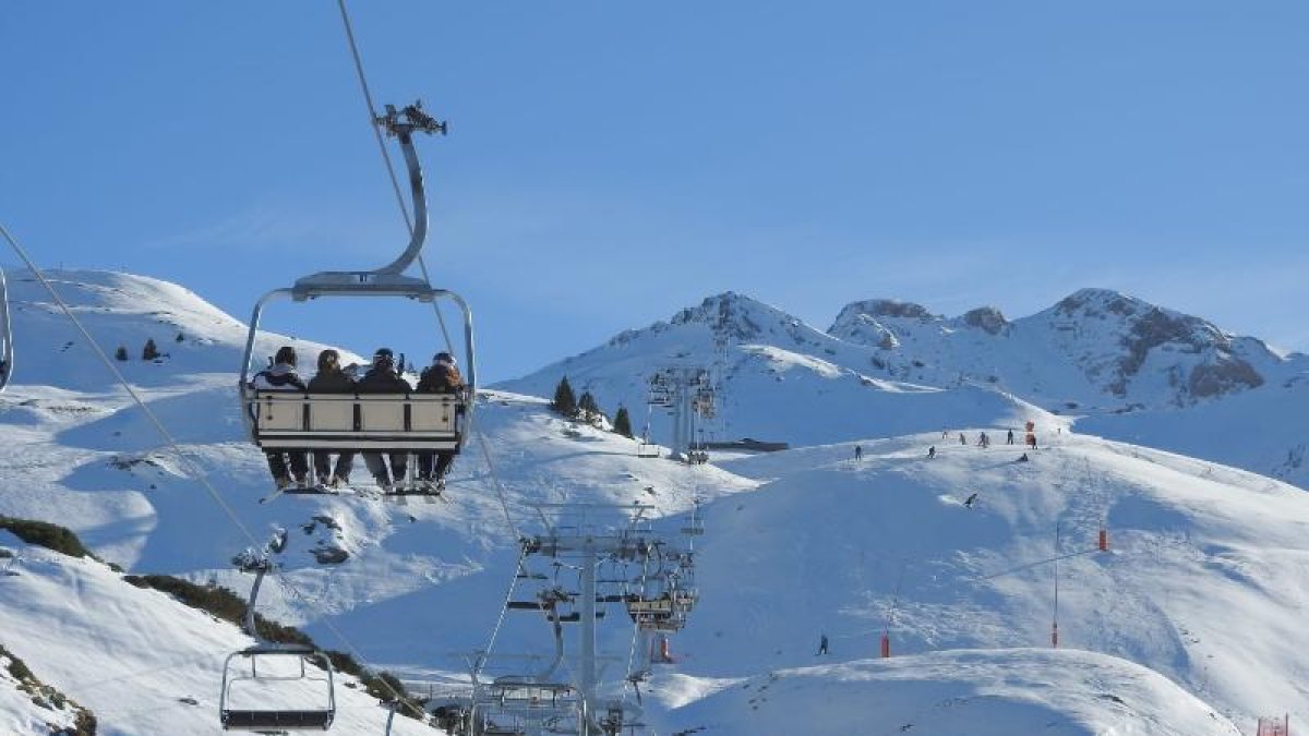 Boí Taüll, a l’Alta Ribagorça, ha tingut aquest cap de setmana més de 8.500 esquiadors.