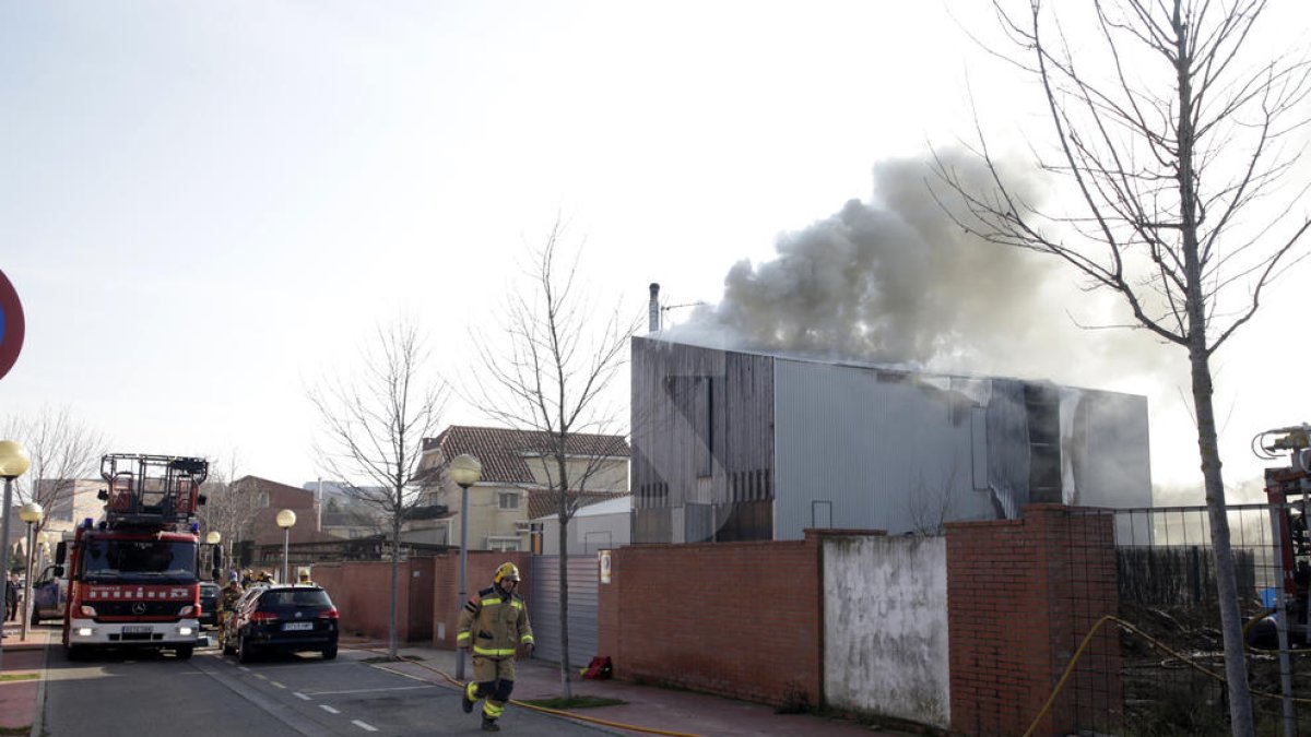 L'incendi ha afectat una casa en obres a Vila Montcada.