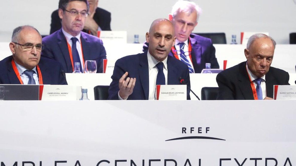 Luis Rubiales decidirá esta semana la resolución de la temporada en el fútbol no profesional.