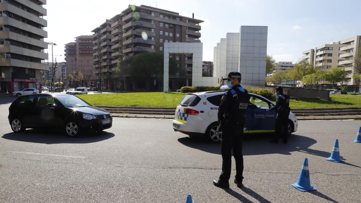 Imagen de archivo de un control de la Urbana en la plaza Europa. 