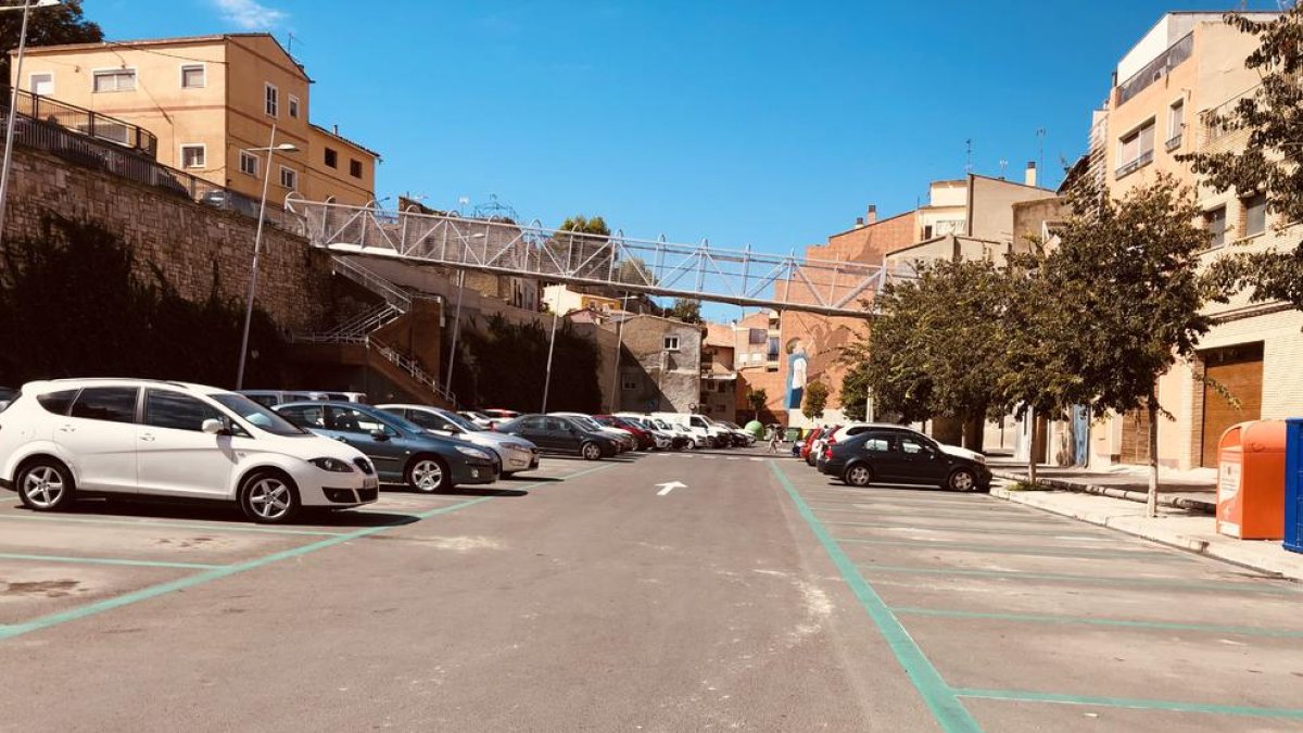 La pista de Santa Quiteria, nueva zona de estacionamiento.