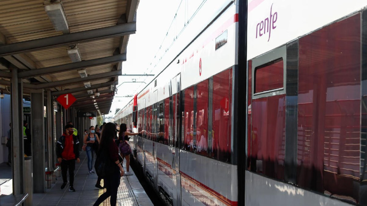 Andén de Humanes, en Madrid, una de las áreas con restricciones.