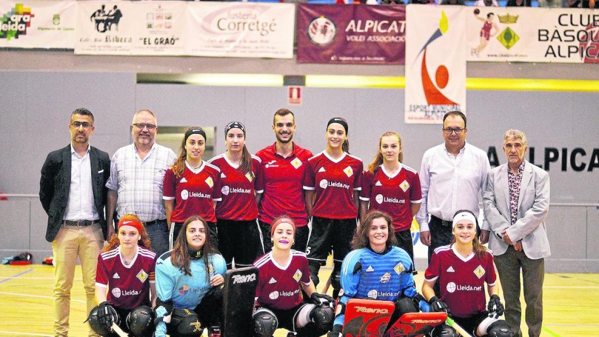 Equipo femenino del Alpicat, que ya se había clasificado para el play off de ascenso a la OK Liga.