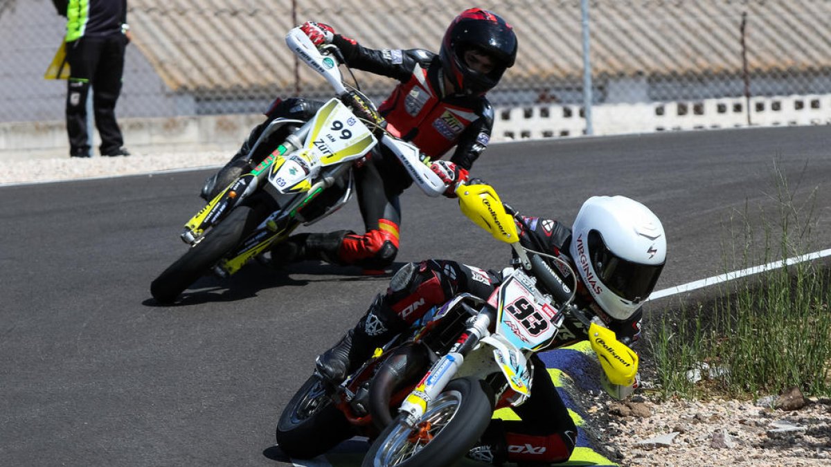 Tres podios para el Suzuki Grau Racing en el Estatal de Supermoto