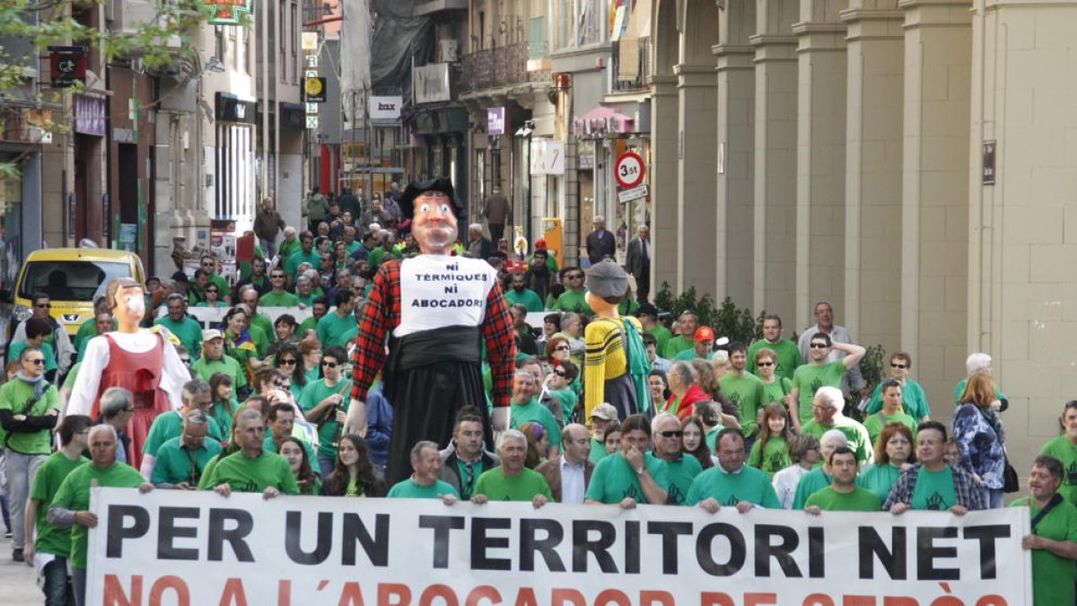 Imagen de archivo de la ‘marcha verde’ que tuvo lugar en Lleida en 2012 en contra del vertedero.