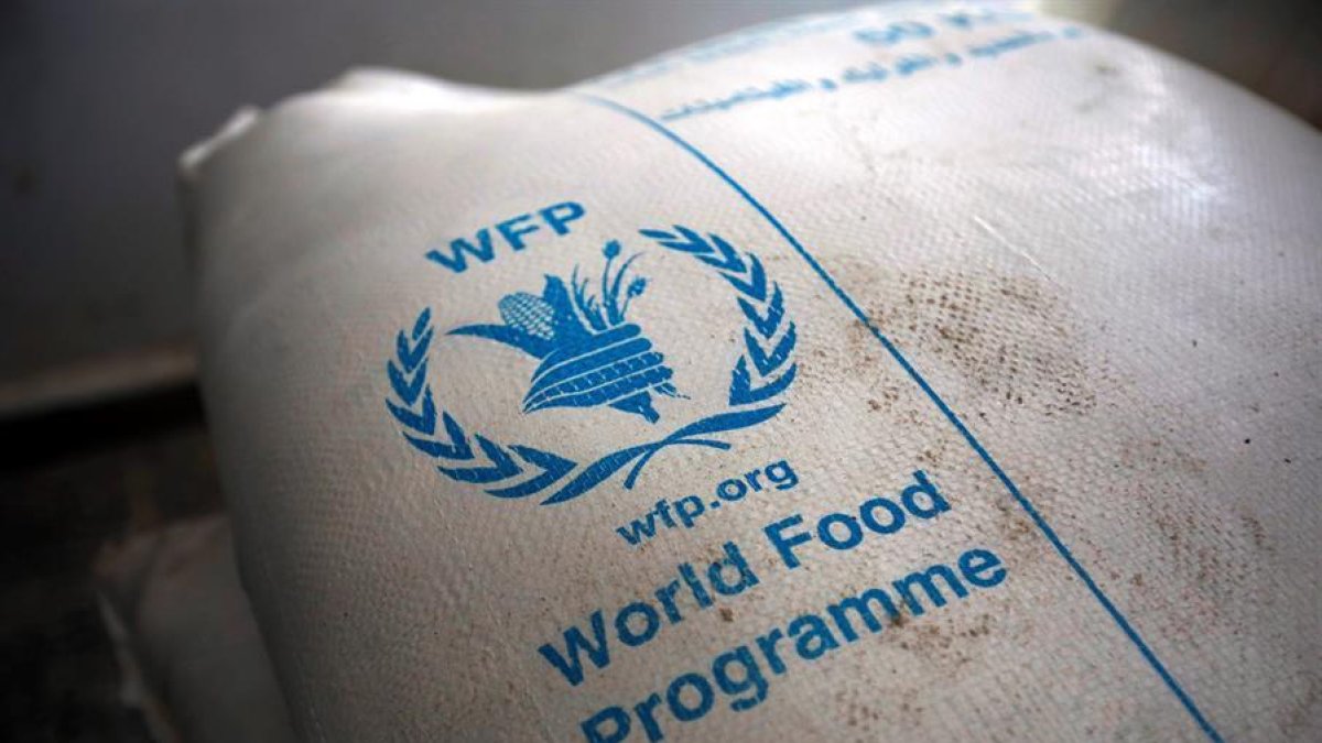 Una ració del Programa Mundial d'Aliments de l'ONU, preparada per ser distribuïda a Sanà, Iemen.