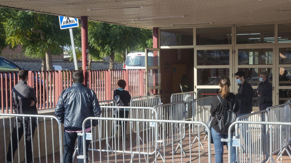 Las pruebas se realizan en el pabellón polivalente de Cervera.