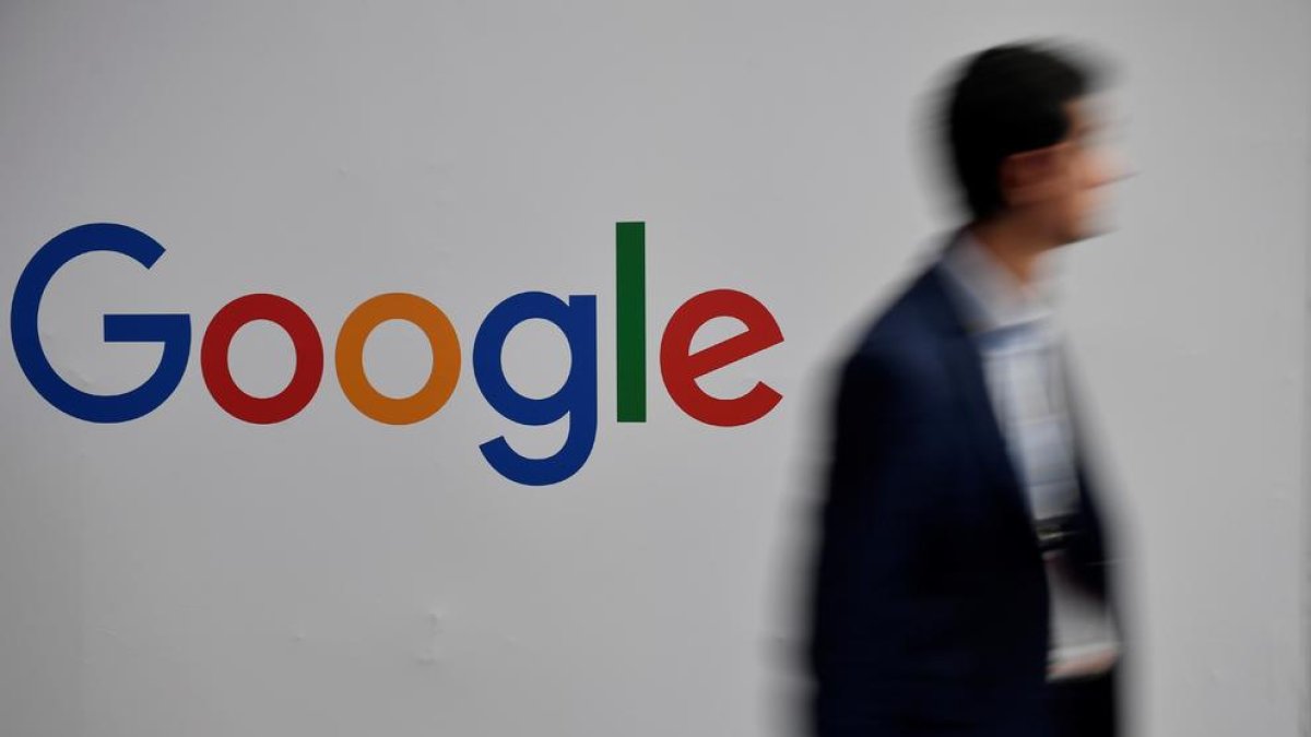 França multa Google amb 100 milions d'euros i Amazon amb 35 milions