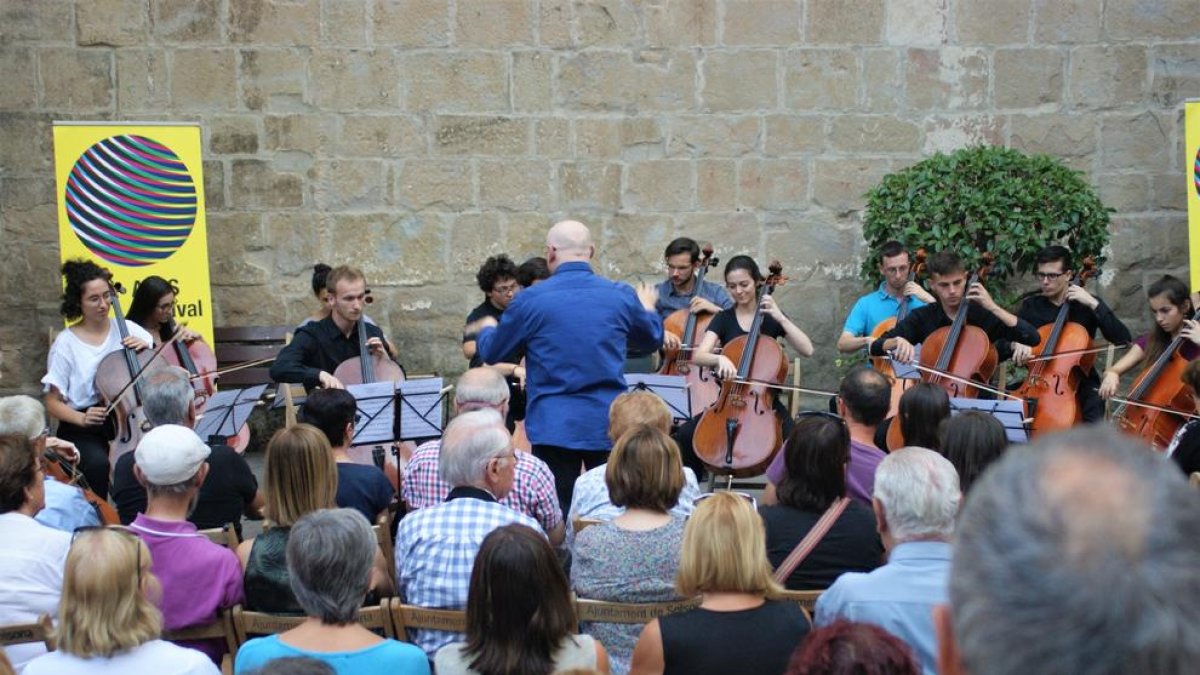 Un concierto el año pasado en la plaza de la Catedral de Solsona.