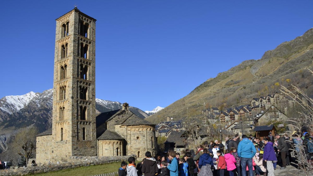 Veïns de la Vall de Boí en la celebració a Taüll de l’aniversari de la declaració de Patrimoni el 2016.