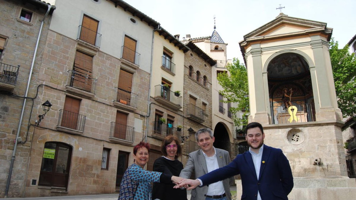 Els candidats de Solsona: Encarna Tarifa (PSC), Pilar Viladrich (CUP), David Rodríguez (ERC) i Marc Barbens (JxCat).