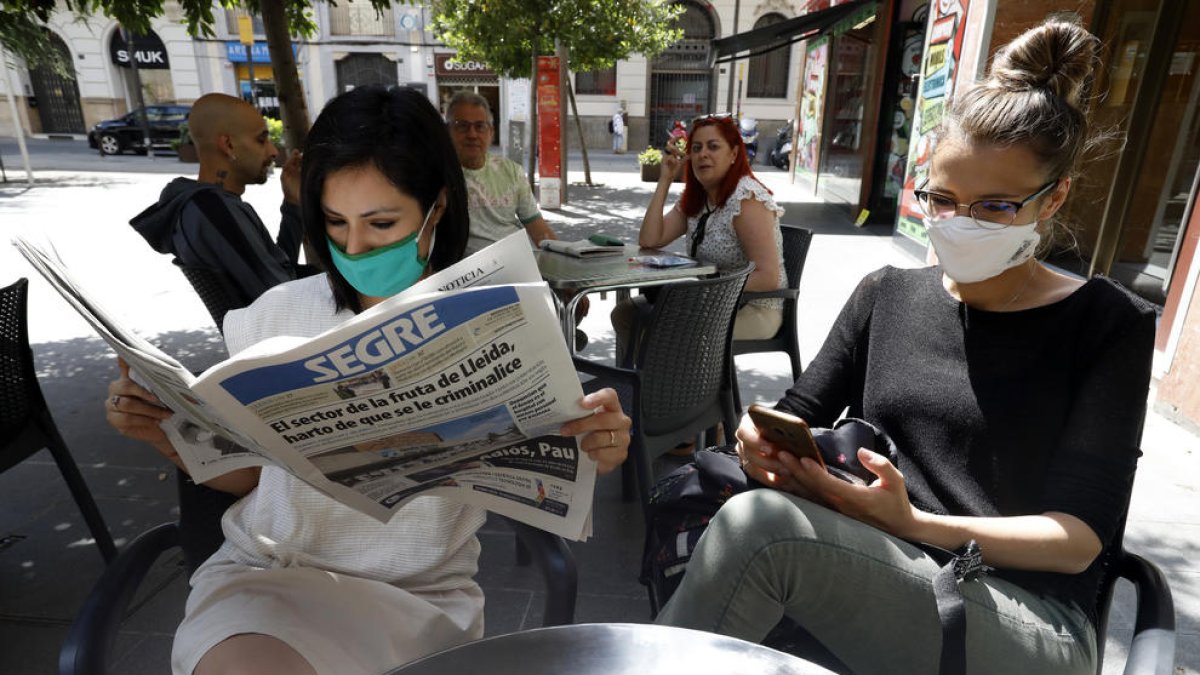 El restaurante ‘Casa Tere’, el martes con todas las mesas ocupadas que les permite la normativa. 